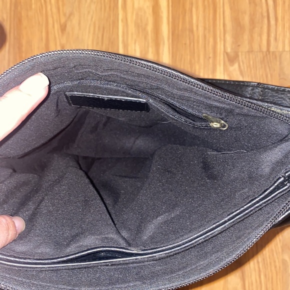 Black Michael Kors Crossbody Bag - Picture 6 of 9